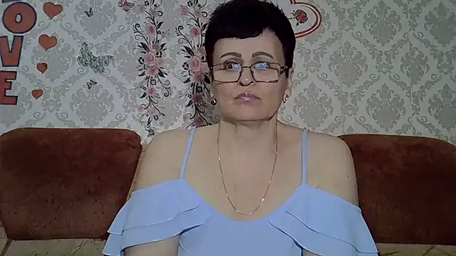 Snapshot of PaulaGolden chatting on 05-01-26, 07:19 PaulaGolden online show from 05-01-26, 07:19