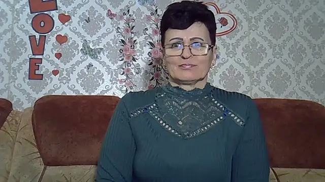 PaulaGolden online show from 02-09-26, 05:11