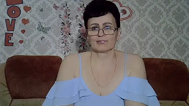 Snapshot of PaulaGolden chatting on 05-03-26, 06:00 PaulaGolden online show from 05-03-26, 06:00
