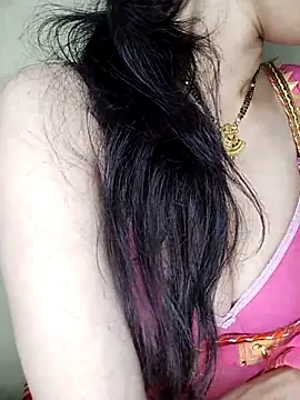 Snapshot of Fair-magic-woman chatting on 03-21-25, 06:29 Fair-magic-woman online show from 03-21-25, 06:29