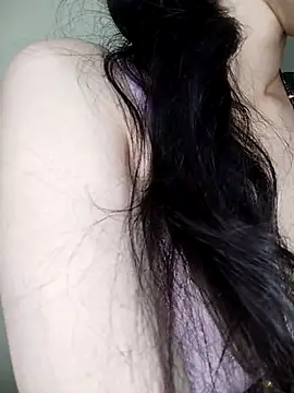 Snapshot of Fair-magic-woman chatting on 03-20-25, 06:53 Fair-magic-woman online show from 03-20-25, 06:53