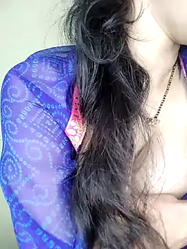 Snapshot of Fair-magic-woman chatting on 01-31-25, 08:01 Fair-magic-woman online show from 01-31-25, 08:01