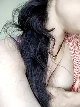 Snapshot of Fair-magic-woman chatting on 03-18-25, 10:50 Fair-magic-woman online show from 03-18-25, 10:50