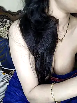 Snapshot of Fair-magic-woman chatting on 02-11-26, 10:53 Fair-magic-woman online show from 02-11-26, 10:53