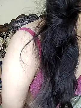 Snapshot of Fair-magic-woman chatting on 10-12-25, 10:49 Fair-magic-woman online show from 10-12-25, 10:49