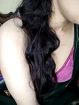 Snapshot of Fair-magic-woman chatting on 10-06-25, 08:53 Fair-magic-woman online show from 10-06-25, 08:53