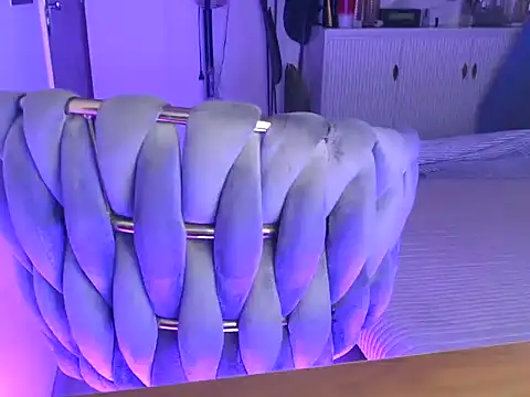 trippy tina online show from 05-03-26, 08:41