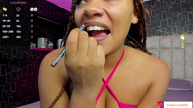 Snapshot of brenda_nova18 chatting on 03-06-25, 11:47 brenda nova18 online show from 03-06-25, 11:47