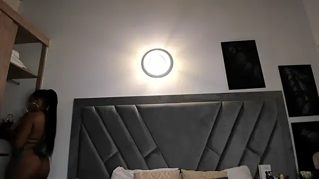 brenda nova18 online show from 03-24-26, 09:26