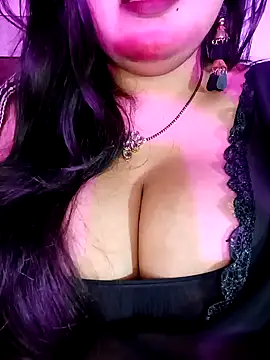 Suhanakhan00 online show from 01-12-26, 07:48