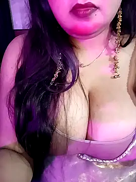 Suhanakhan00 online show from 03-26-26, 08:23
