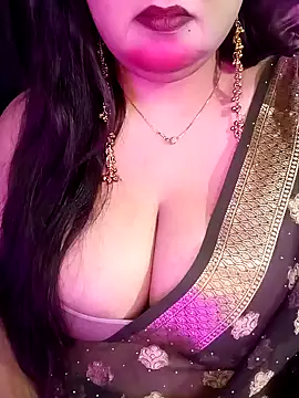 Suhanakhan00 online show from 03-18-26, 07:48