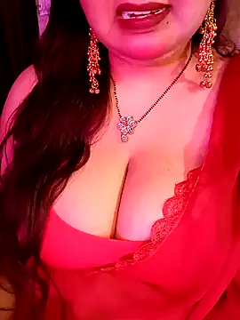 Snapshot of Suhanakhan00 chatting on 02-23-26, 06:47 Suhanakhan00 online show from 02-23-26, 06:47