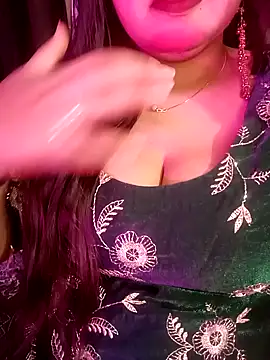 Suhanakhan00 online show from 04-10-26, 08:10