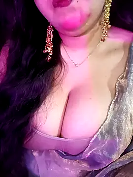 Snapshot of Suhanakhan00 chatting on 02-26-26, 05:40 Suhanakhan00 online show from 02-26-26, 05:40