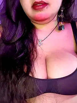 Suhanakhan00 online show from 10-22-25, 04:28
