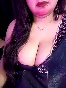 Suhanakhan00 online show from 04-17-26, 08:06