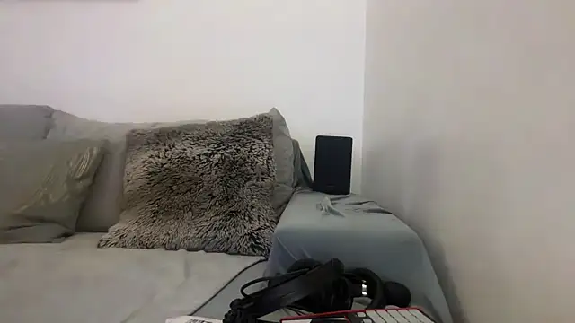 Serena 4you online show from 03-27-26, 07:48