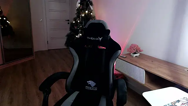 Princess Shy    online show from 02-17-25, 07:12