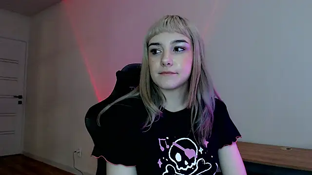 Princess Shy    online show from 02-21-25, 06:48