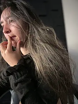 Sophie LS online show from 04-14-26, 12:21