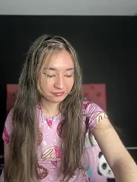 Sophie LS online show from 03-18-25, 05:02