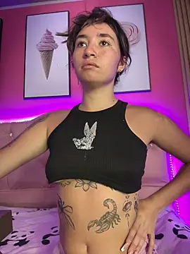 Sophie LS online show from 12-05-25, 01:53