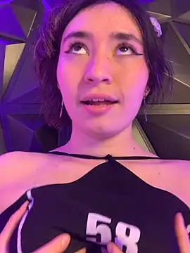 Sophie LS online show from 12-21-25, 03:41