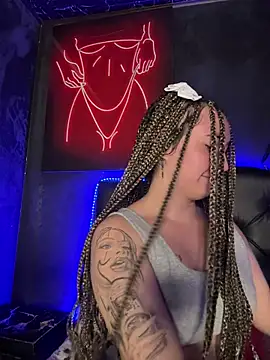 Sophie LS online show from 02-17-26, 02:53