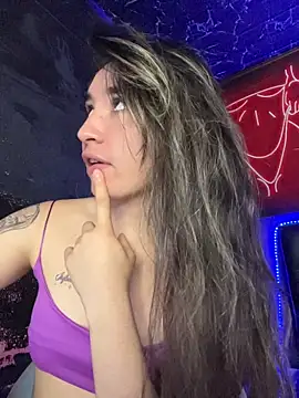 Sophie LS online show from 10-25-25, 02:07