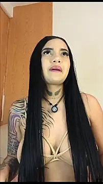 Snapshot of Alissfressa chatting on 06-22-26, 02:50 Alissfressa online show from 06-22-26, 02:50