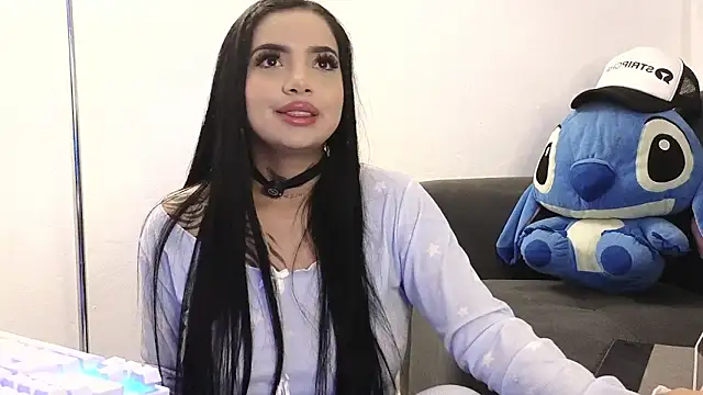 Snapshot of Alissfressa chatting on 05-03-26, 12:27 Alissfressa online show from 05-03-26, 12:27