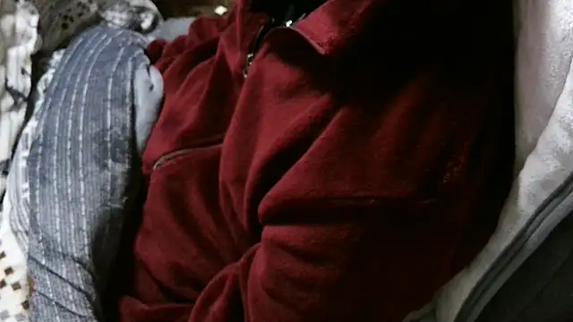 cinnabar red online show from 04-05-26, 03:19