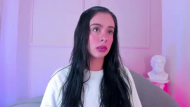 victoria milann online show from 11-25-25, 02:39