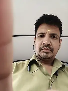 Snapshot of jeeva9242 chatting on 08-05-26, 04:17 jeeva9242 online show from 08-05-26, 04:17