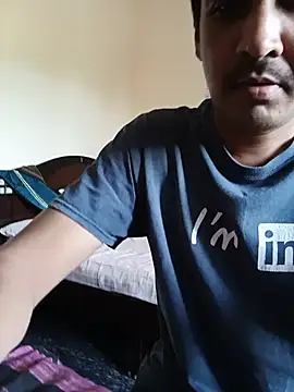 Snapshot of jeeva9242 chatting on 07-11-26, 04:35 jeeva9242 online show from 07-11-26, 04:35