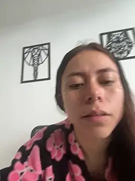 sarawiliamx online show from 12-02-25, 07:04