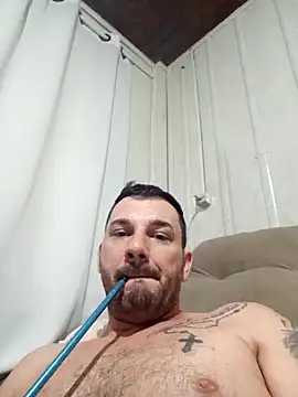 Snapshot of KAZADO_LIBERAL chatting on 10-12-25, 08:10 KAZADO LIBERAL online show from 10-12-25, 08:10