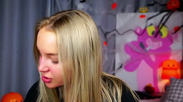 AftonConnett online show from 10-31-25, 01:02