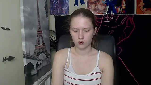 Snapshot of StellaCRL chatting on 05-07-26, 06:17 StellaCRL online show from 05-07-26, 06:17