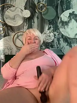 Laura Millf online show from 02-26-26, 11:43