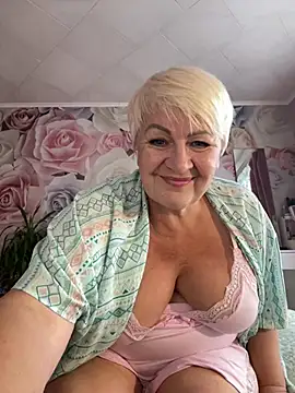 Laura Millf online show from 07-06-26, 05:04