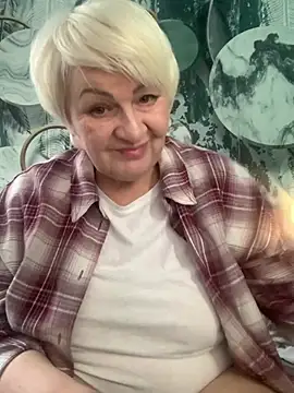 Laura Millf online show from 02-07-26, 01:41