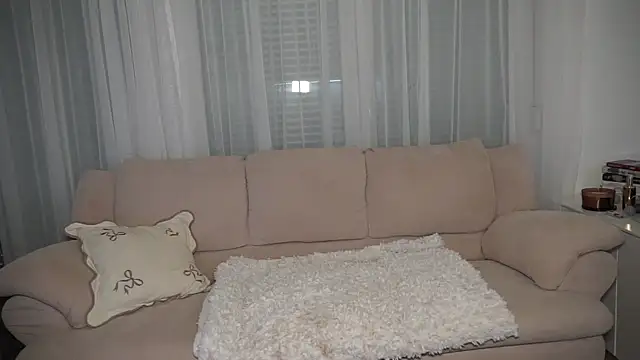 Snapshot of Liya_Gold_ chatting on 04-21-26, 08:15 Liya Gold online show from 04-21-26, 08:15