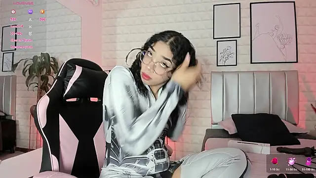 Lizzie-Evans online show from 02-27-26, 12:05