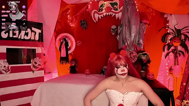 Lizzie-Evans online show from 10-31-25, 12:13