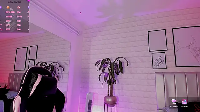 Lizzie-Evans online show from 02-10-26, 12:04