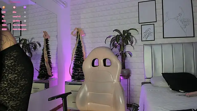 Lizzie-Evans online show from 12-17-25, 12:10