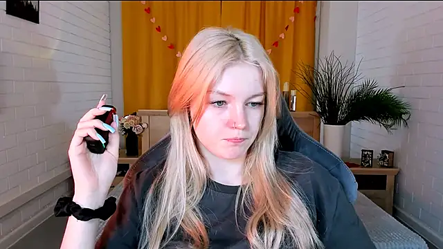 GraceGlamour online show from 03-21-25, 05:11