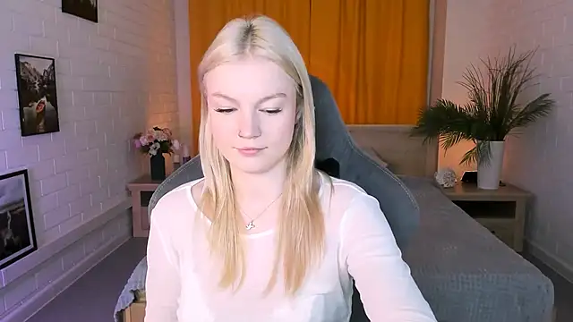 GraceGlamour online show from 10-10-25, 05:08